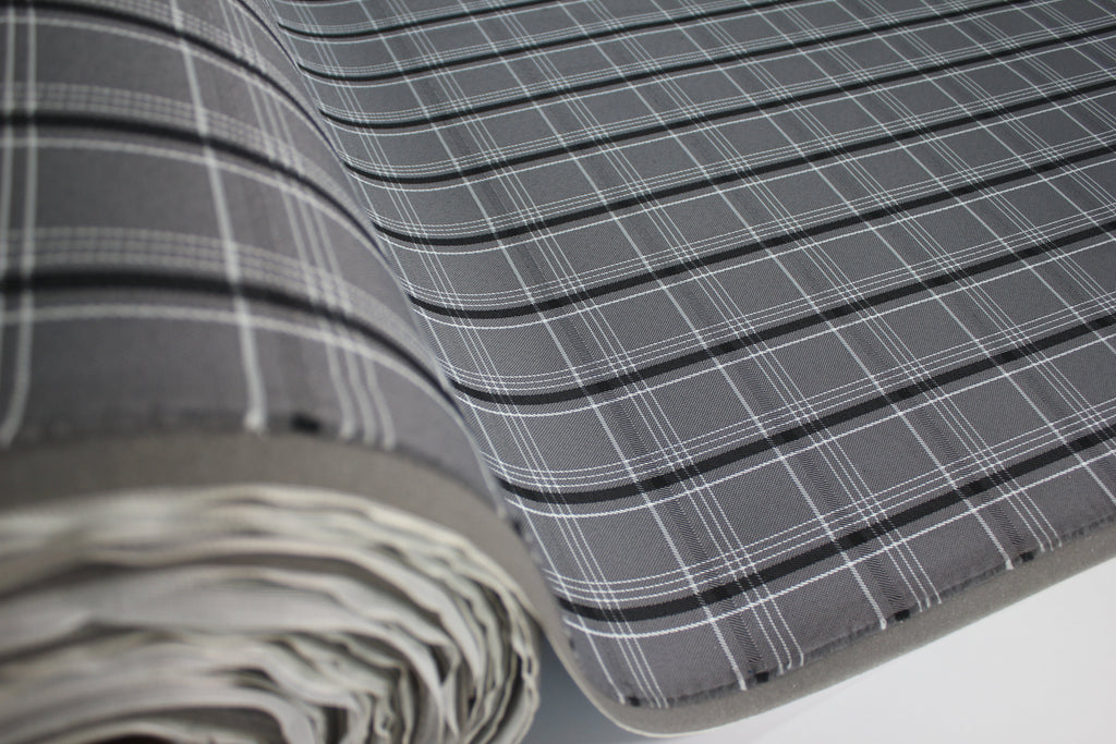 Tecido para estofos automóveis xadrez cinzento e branco GTI - VW Golf MK7 - Espuma confortável de 3,5 mm - 150 cm - Tartan - Ideal para bancos, interior e automóvel