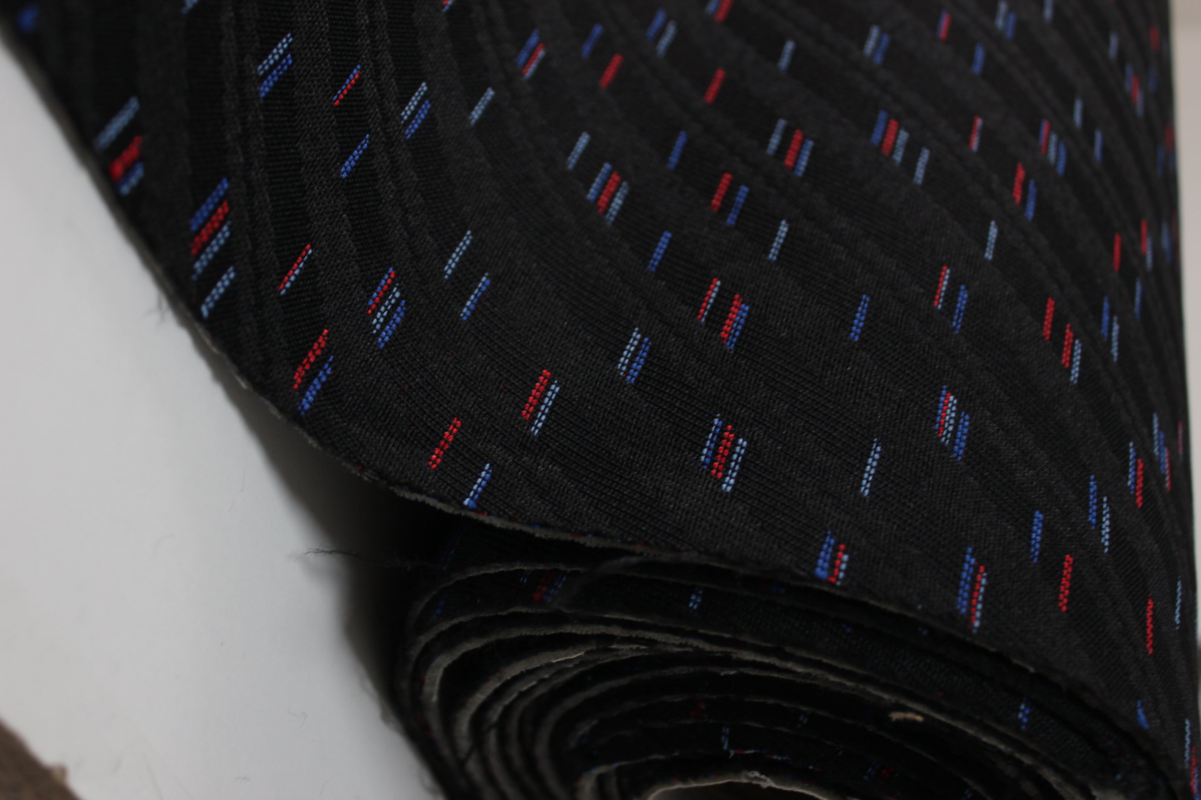 Tecido para estofos de automóveis BMW e Opel - Insignia, Astra, Corsa, Mokka, Zafira - Espuma de 3mm - 150cm (59") - Perfeito para bancos, interiores e automóveis.