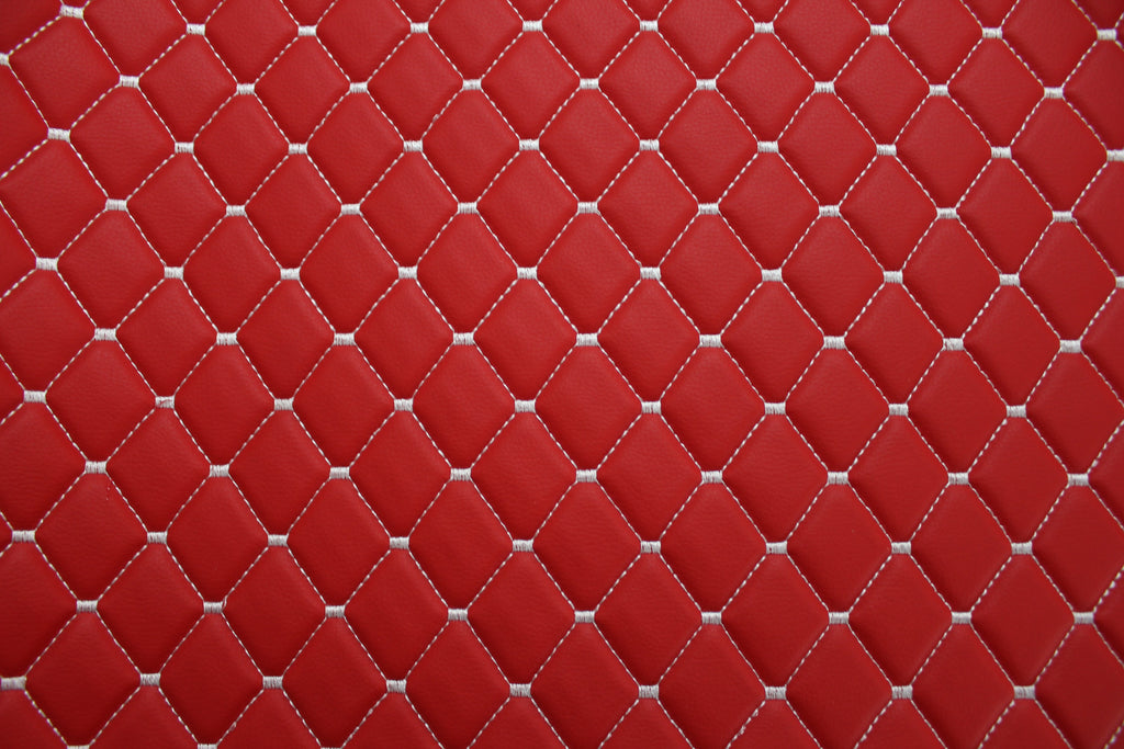 Tecido para Estofo Automóvel em Vinil Sintético Acolchoado Vermelho e Branco com Estampado de Pele | Costura em Diamante 5x5cm (2"x2") com Base de Espuma de 5mm | 140cm de Largura | Projetos Automotivos