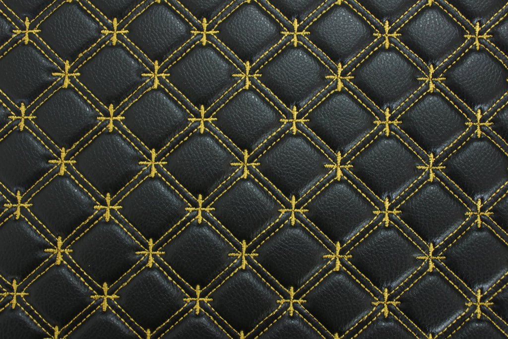 Tela de vinilo negro acolchado con cruz de copos de nieve dorados para tapicería de coche | Costura de 5 cm x 5 cm con refuerzo de espuma de 5 mm | 140 cm de ancho | Automotriz
