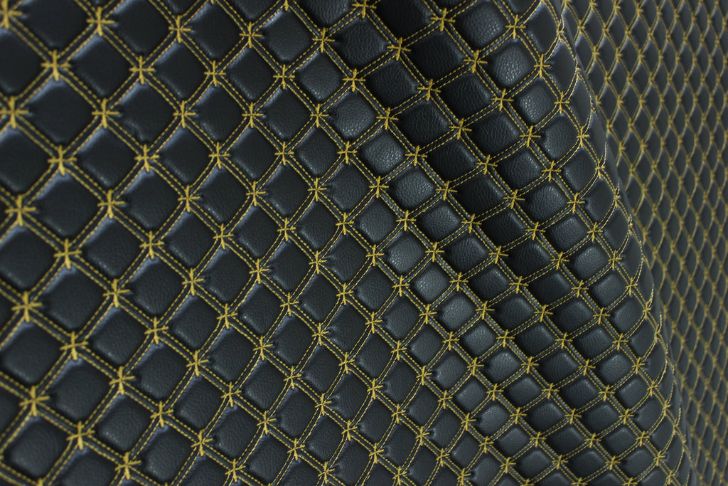 Tela de vinilo negro acolchado con cruz de copos de nieve dorados para tapicería de coche | Costura de 5 cm x 5 cm con refuerzo de espuma de 5 mm | 140 cm de ancho | Automotriz