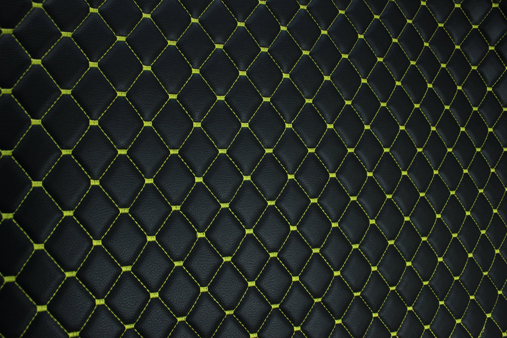 Tecido para Estofo Automóvel em Vinil Sintético Acolchoado Preto e Amarelo com Estampado de Pele | Costura em Diamante 5x5cm (2"x2") com Espuma de 5mm | 140cm de Largura | Automotivo