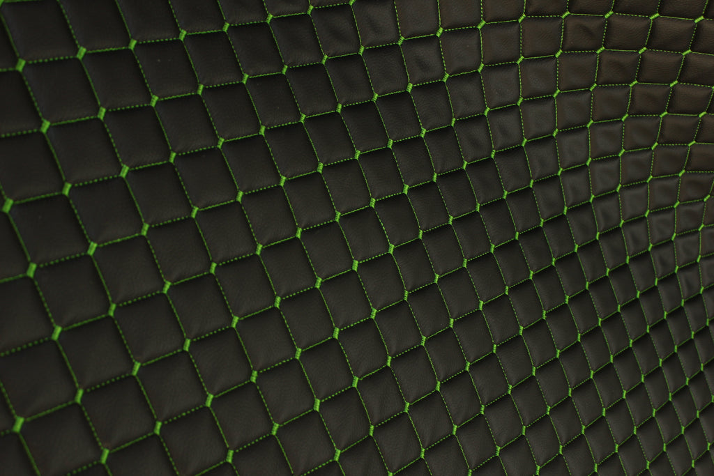 Tela de vinilo acolchado de imitación de cuero para tapicería de coche, color negro y verde oscuro | 5 x 5 cm, puntada de diamante con espuma de 5 mm | 140 cm de ancho | Automotriz