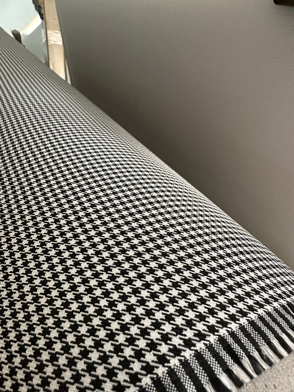 Tecido Pepita Houndstooth para Estofos de Bancos Automóveis Porsche - Preto e Branco - BMW - Revestimento de Bancos, Interior, Automóveis, Forro de Portas e Teto - 4mm com Base de Espuma - Restauro - 150cm (55")